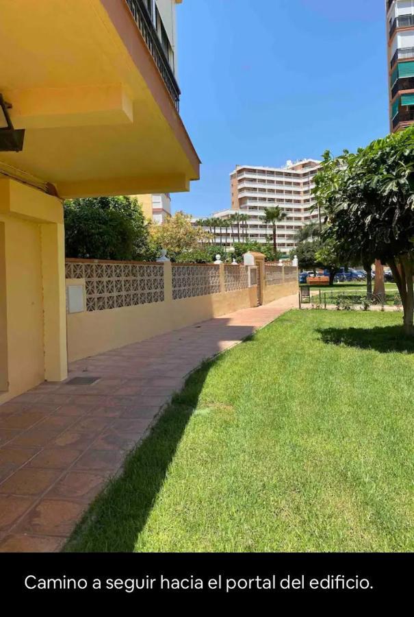 Apartamento Paseo Maritimo De Playamar Торремолінос Екстер'єр фото