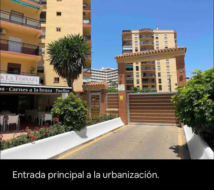 Apartamento Paseo Maritimo De Playamar Торремолінос Екстер'єр фото