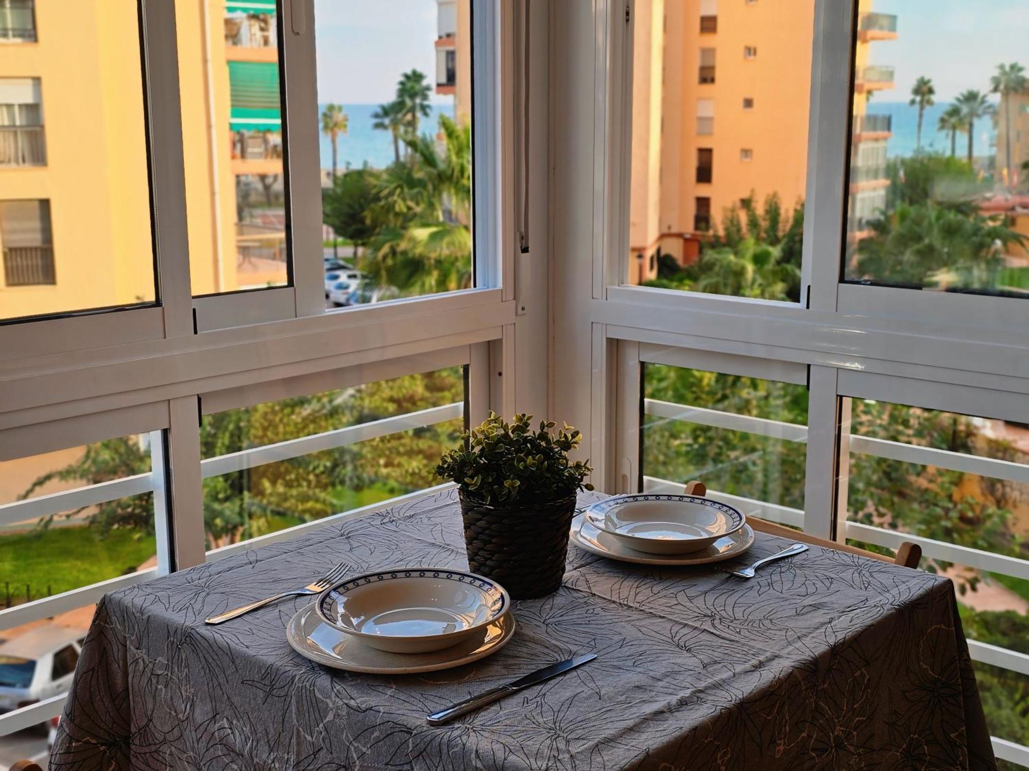 Apartamento Paseo Maritimo De Playamar Торремолінос Екстер'єр фото